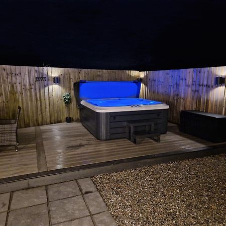 No 1 The Paddock - Spacious Holiday Home With A Hot Tub Bude Εξωτερικό φωτογραφία