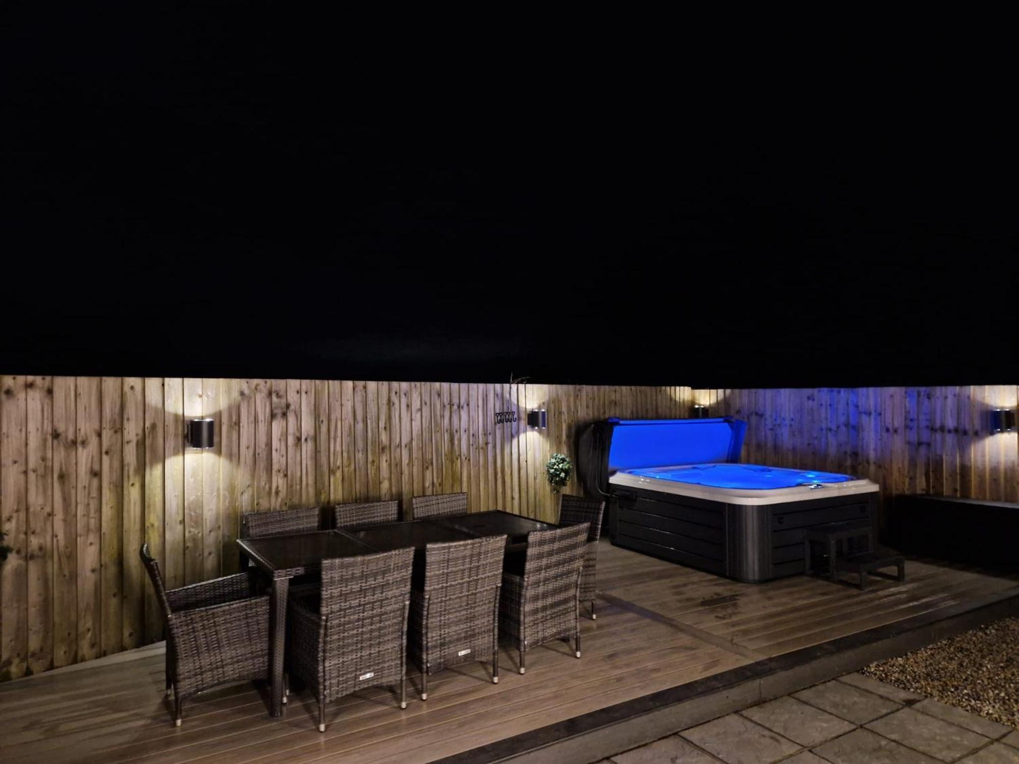 No 1 The Paddock - Spacious Holiday Home With A Hot Tub Bude Εξωτερικό φωτογραφία
