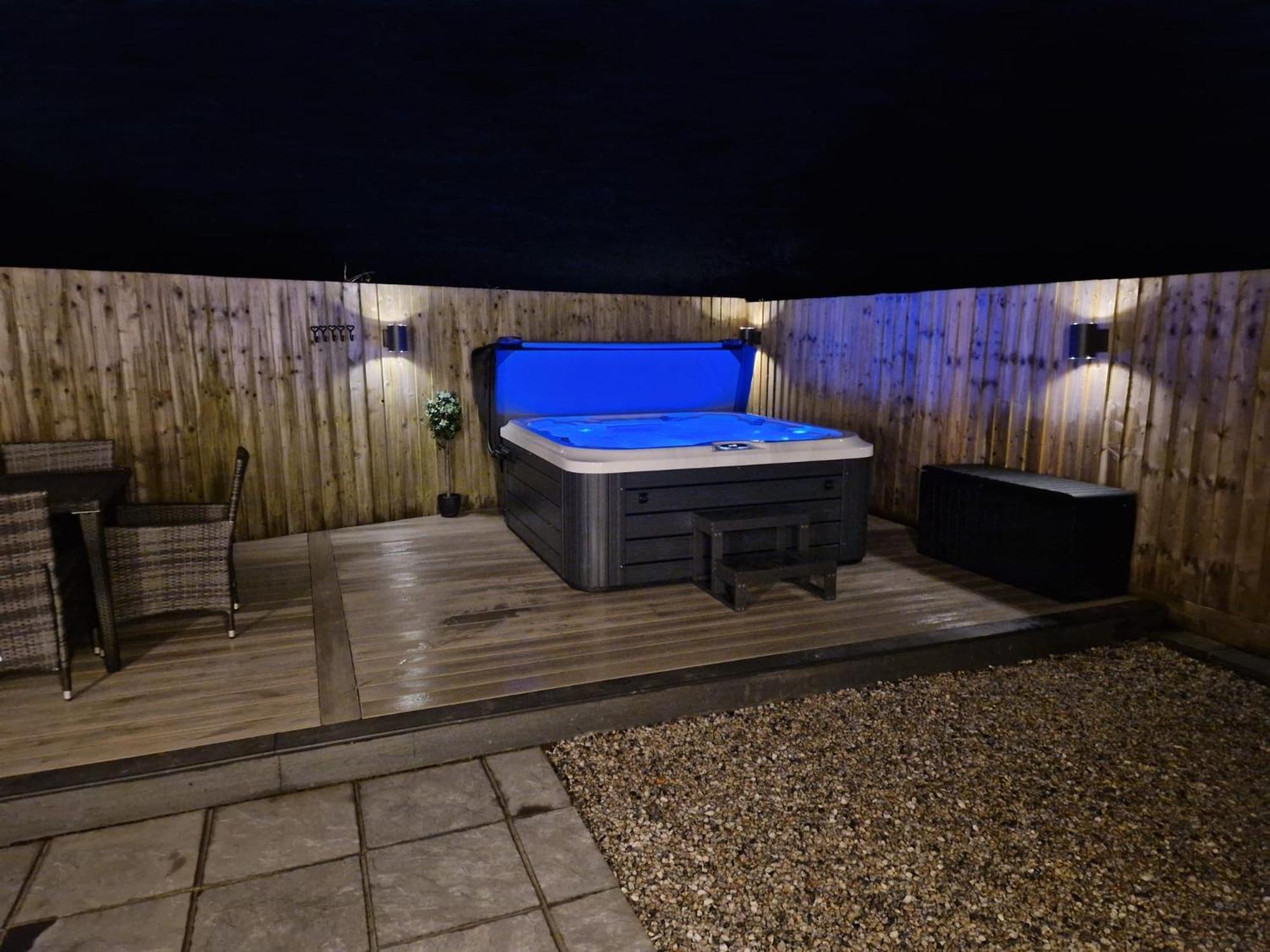 No 1 The Paddock - Spacious Holiday Home With A Hot Tub Bude Εξωτερικό φωτογραφία